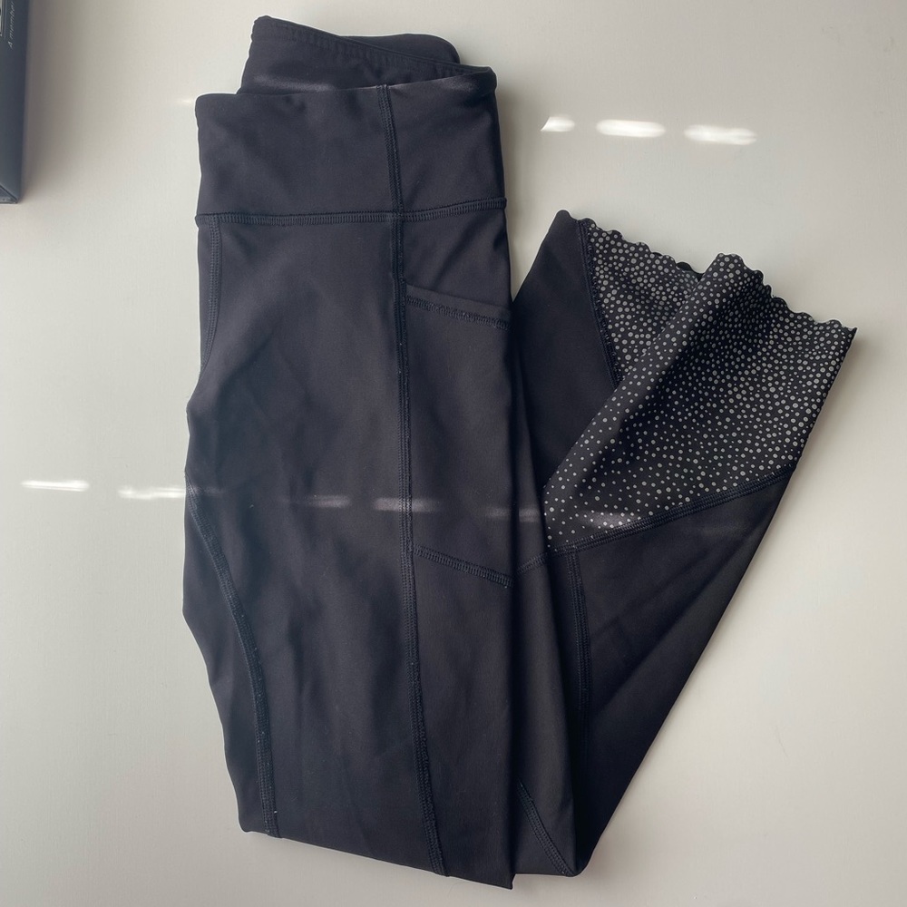Lululemon Reflecting Leggings, size 2, Perfect condition - Picture 6 of 10